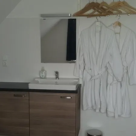 Alojamento de Acomodação e Pequeno-almoço Den Bosch Rosmalen