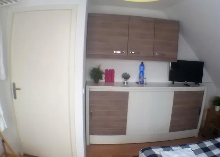 Alojamento de Acomodação e Pequeno-almoço Den Bosch *